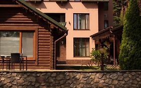 Готель-ресторан Колиба